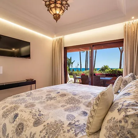 Frontline Luxury Ground Floor *