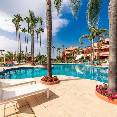 Lejlighed Frontline Luxury Ground Floor Estepona