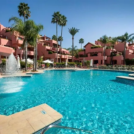 Frontline Luxury Ground Floor Apartman *