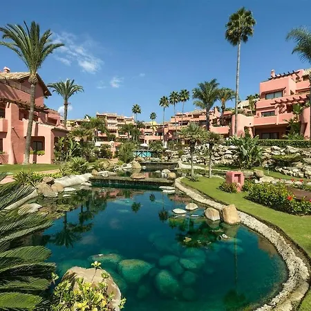 Frontline Luxury Ground Floor * Estepona